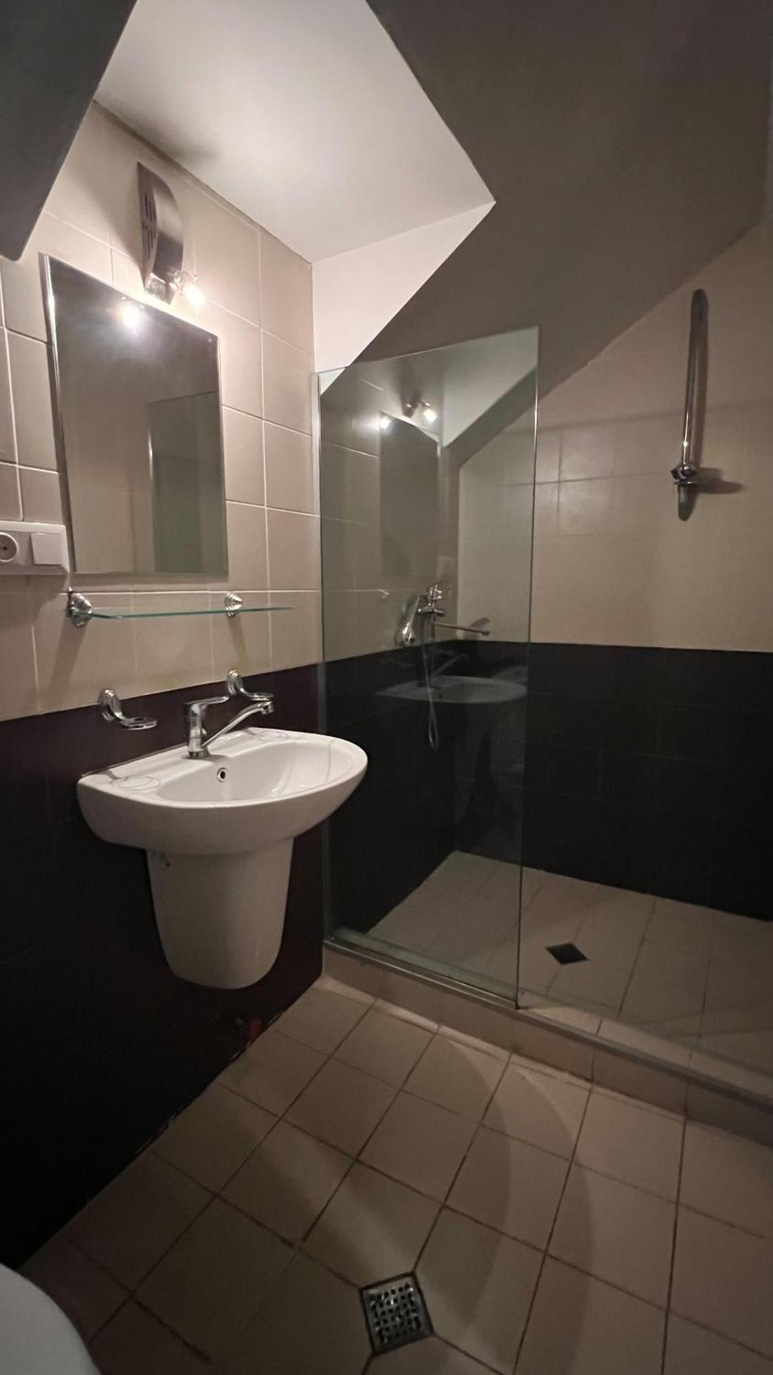 Duma Hotel Tbiliszi Kültér fotó